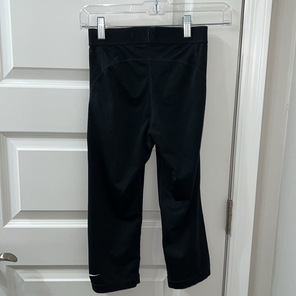 Nike Pro Cropped Black Leggings - image 3